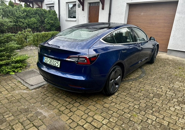 Tesla Model 3 cena 111000 przebieg: 80000, rok produkcji 2019 z Zbąszyń małe 29